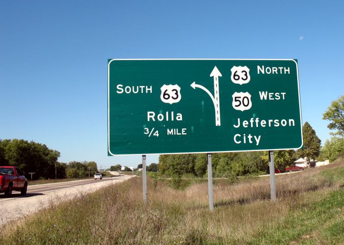 Directional sign for US 63 and US 50 in Osage County