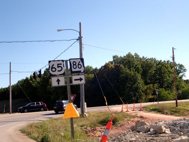 Missouri 86's eastern endpoint is at US 65 south of Branson