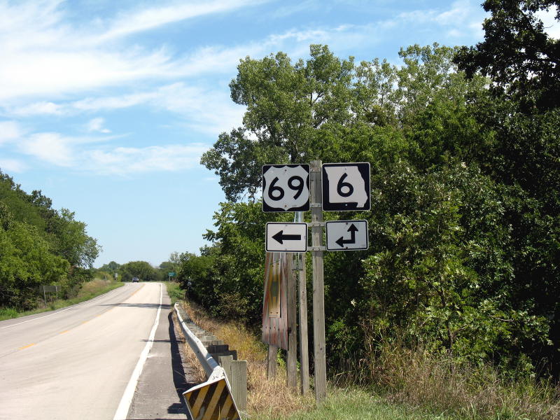 US 69 at Missouri 6 west of Altamont