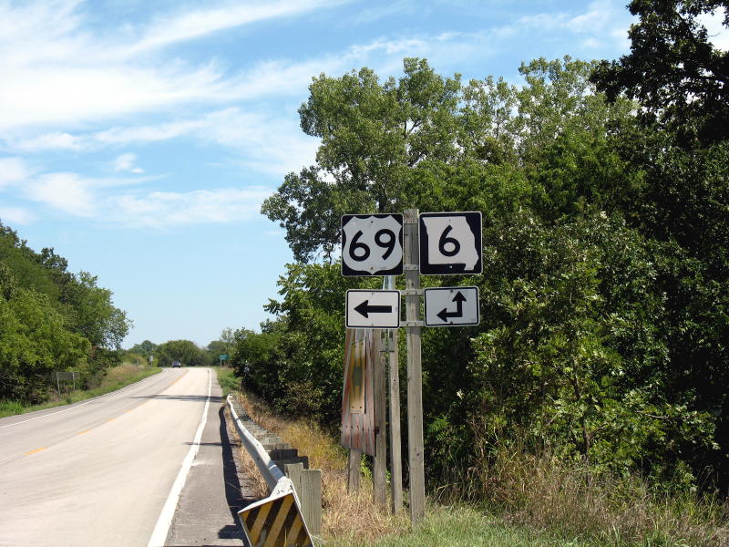 US 69 at Missouri 6 west of Altamont