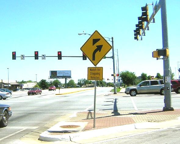 Warning sign on National Avenue and Battlefield Road in Springfield, Mo.