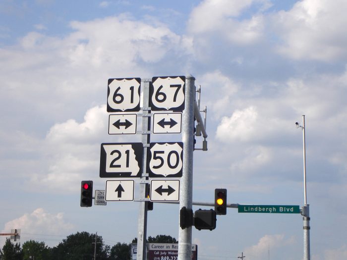 Three-digit style Missouri marker for a two-digit route in St. Louis County