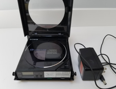 Sony Discman D-5 with AC adapter