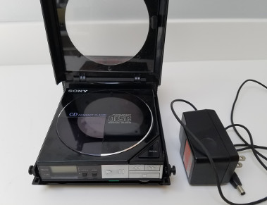 Sony Discman D-5 with AC adapter