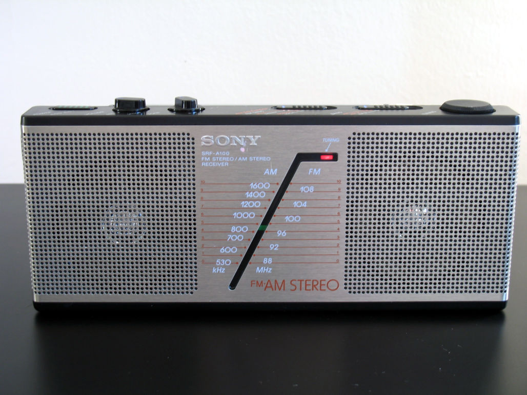 Sony SRF-A100 front view