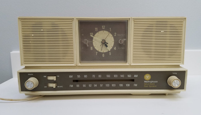 Westinghouse AM/FM clock radio from the 1960s