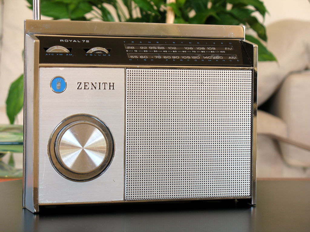 Zenith Royal 72