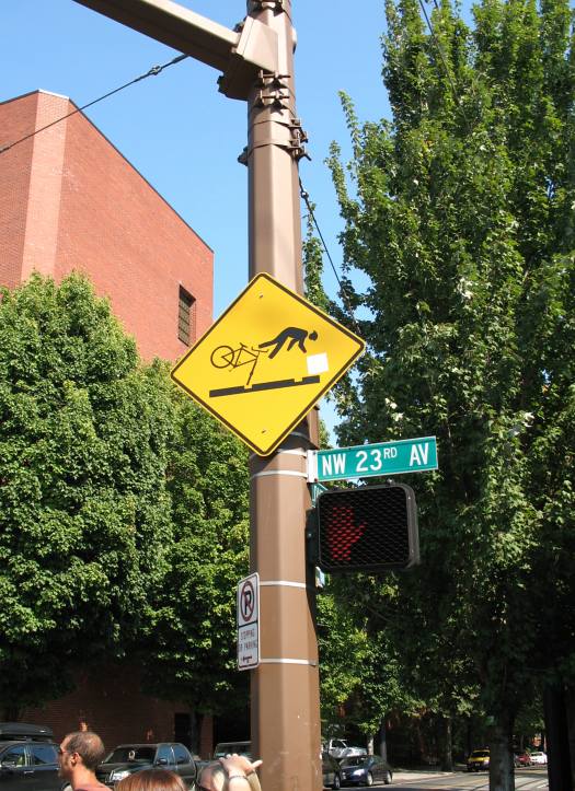 Warning for bicycles and streetcars in Portland, Oregon