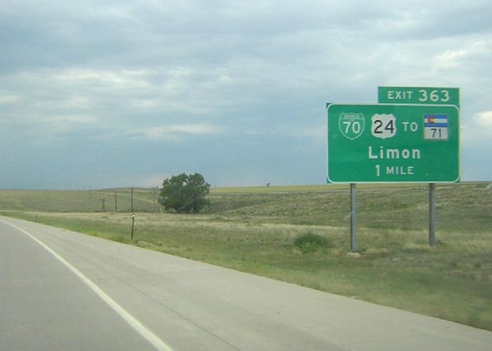 Advance sign for US 24 and Business Loop 70 in Limon, Colorado