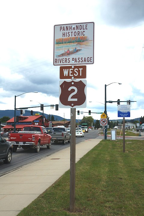 Scenic brown marker for US 2 in Sandpoint, Idaho