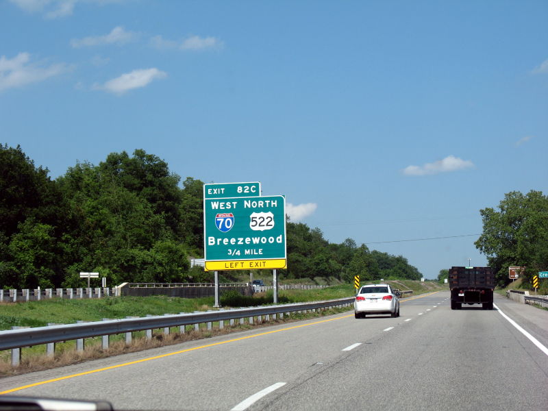 Advance left-exit sign for I-70 and US 522 from I-68 in Maryland