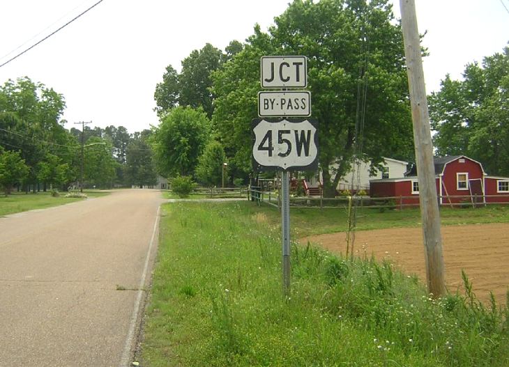Junction of Bypass US 45W in Humboldt, Tennessee