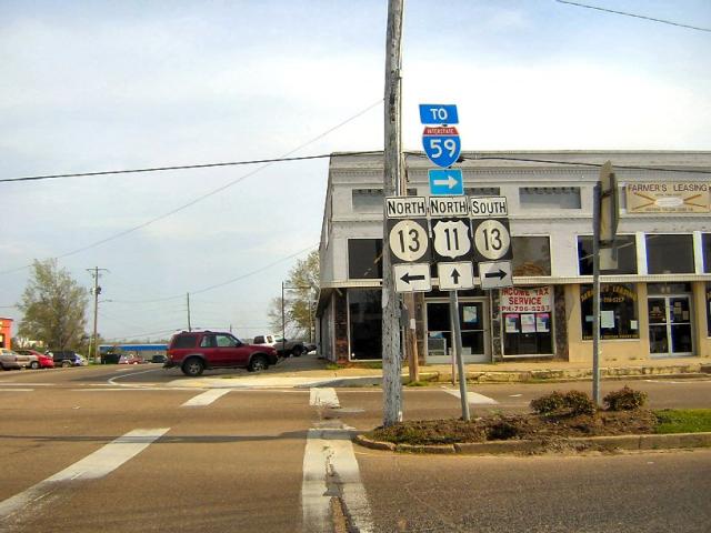 Many directions at US 11 and Mississippi 13 in Lumberton