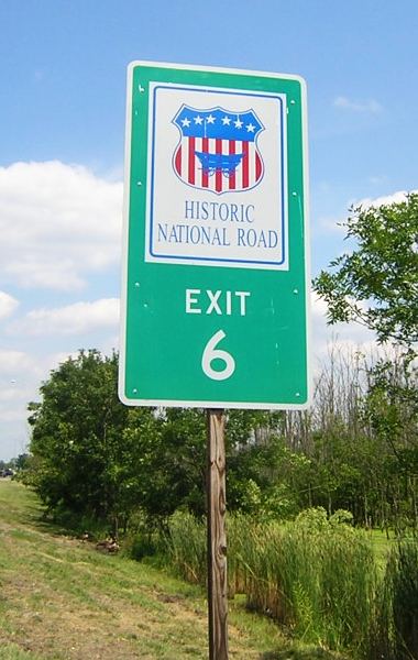 National Road marker for Illinois 111 exit at Fairmont City