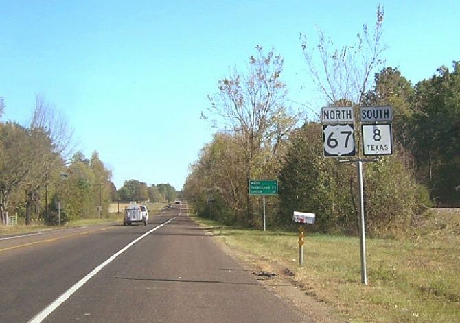 Contradictory directions on US 67 east of Corley, Texas