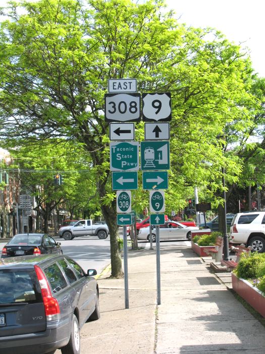 US 9 and NY 308 in Rhinebeck, New York