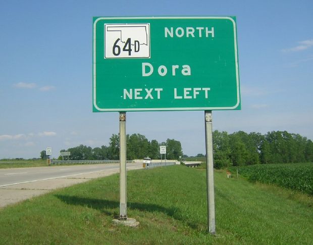 Sign for Oklahoma 64D on US 64 near Moffett
