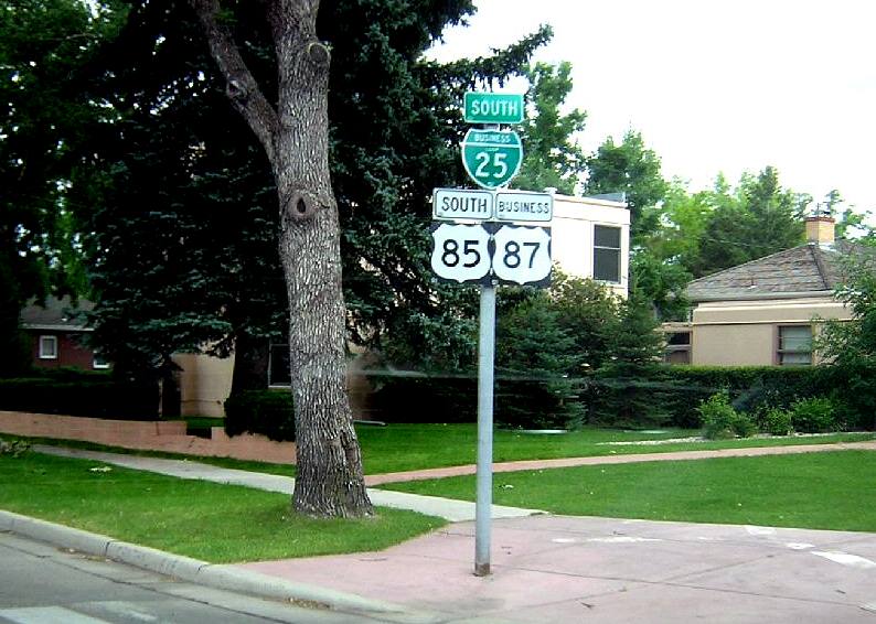Undersized markers for routes in Cheyenne, Wyoming