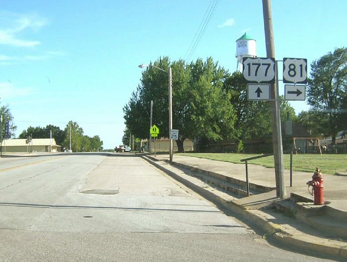 US 81 and US 177 intersect in South Haven, Kansas