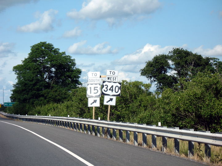 Trailblazers for US 15 and US 340 in Maryland