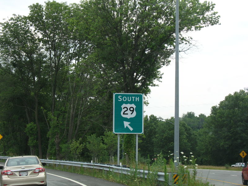 South US 29 sign in left-hand exit gore point in Maryland