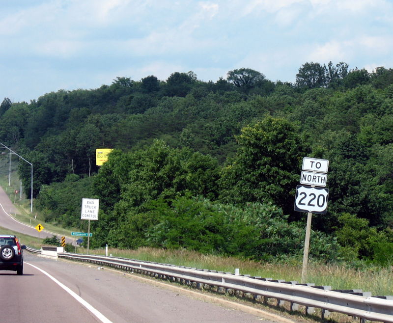 US 220 trailblazer on Interstate 68 in Maryland