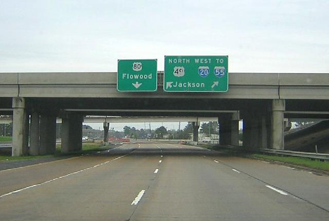 Confusing sign on US 49 at Interstate 20 in Jackson, Mississippi